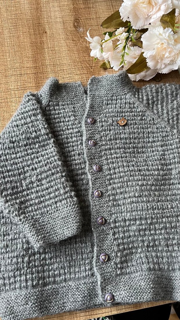 Gri Erkek Çocuk Düğmeli Örgü Hırka - Görsel 5