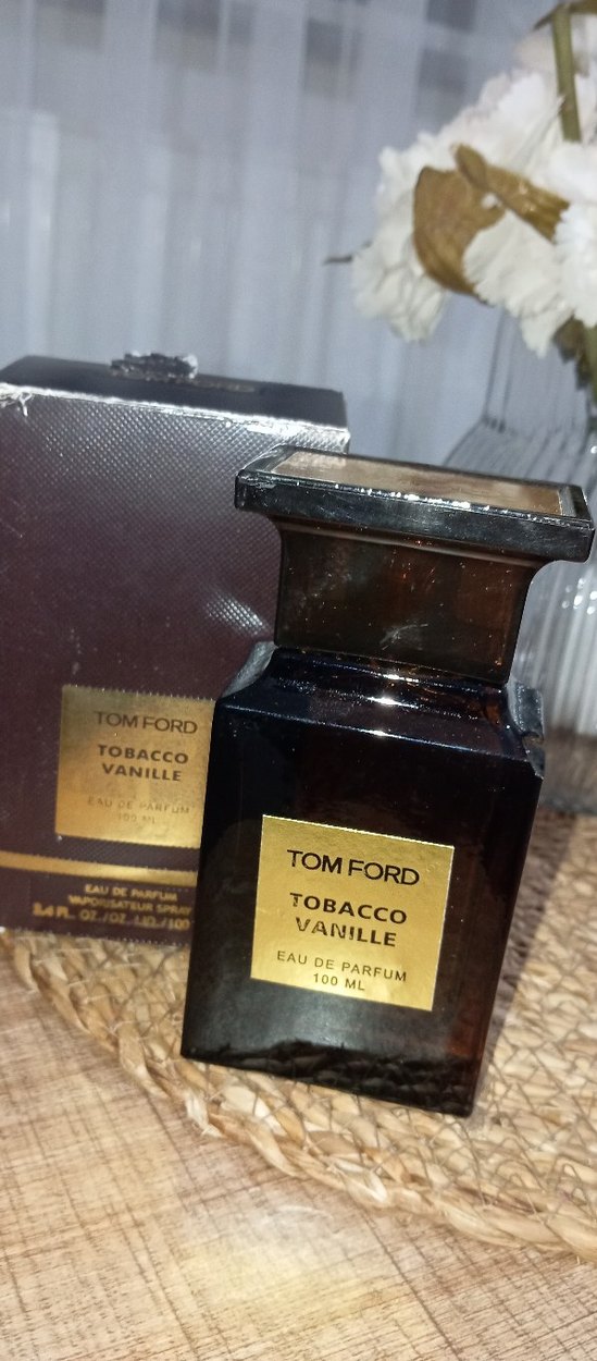 Tom Ford Tobacco Vanille Erkek Parfümü 100ml - Görsel 2