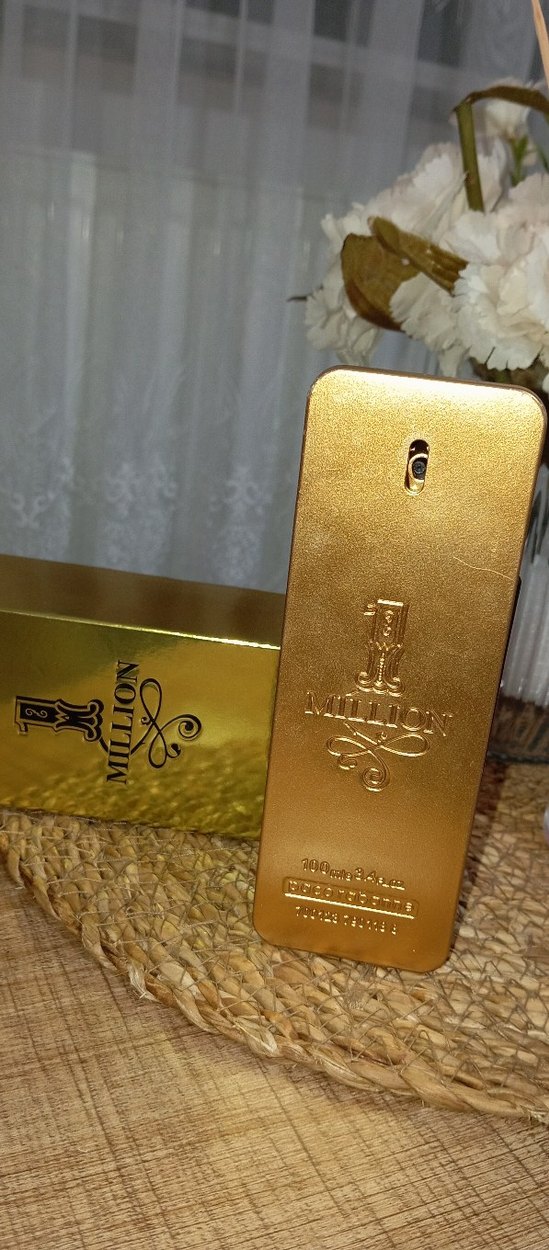 Paco Rabanne 1 Million Erkek Parfümü 100 ml - Görsel 4