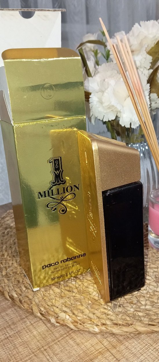 Paco Rabanne 1 Million Erkek Parfümü 100 ml - Görsel 2