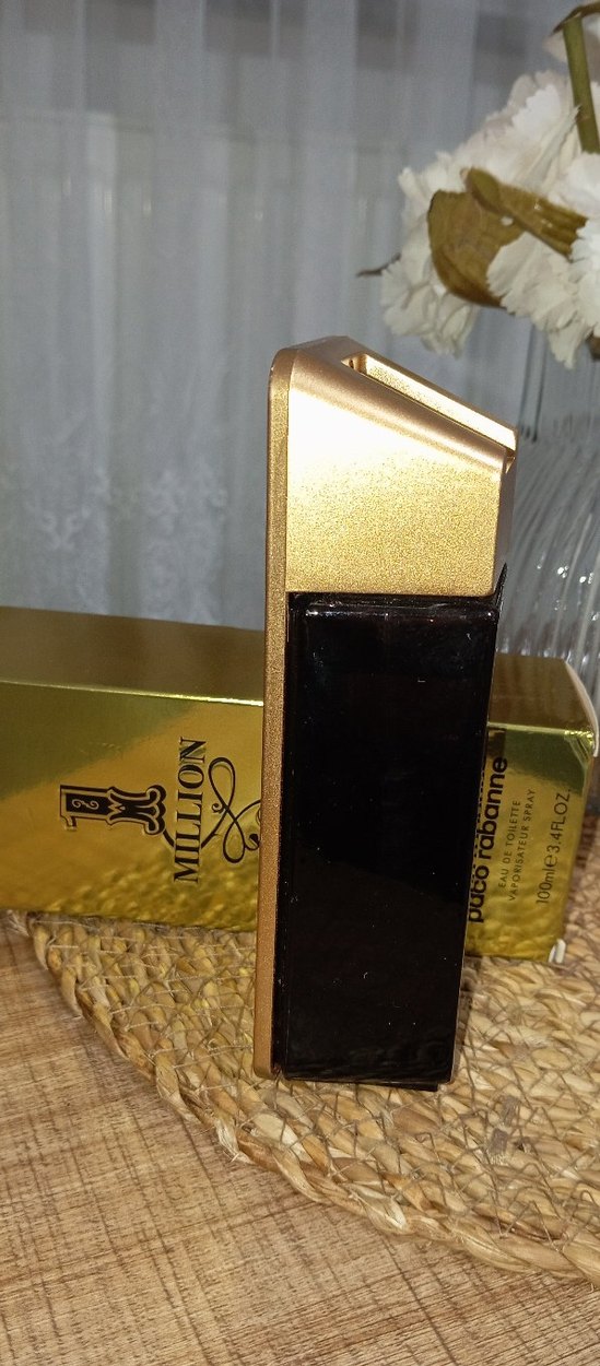 Paco Rabanne 1 Million Erkek Parfümü 100 ml - Görsel 5