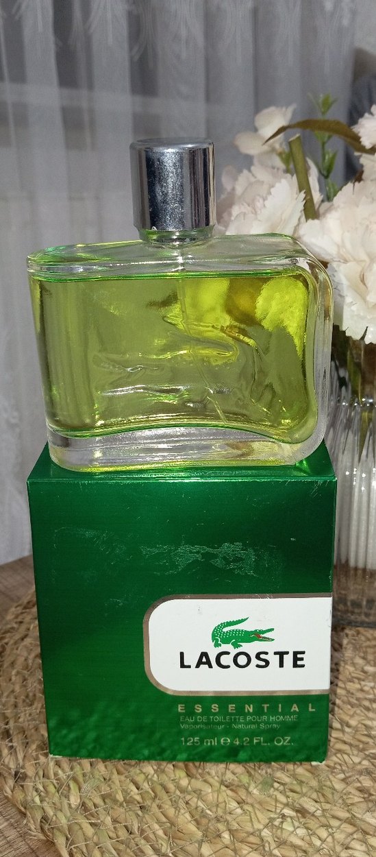 Lacoste Essential Erkek Parfümü Yeşil - Görsel 4