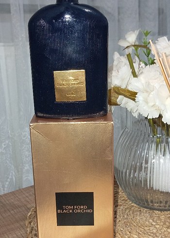 Tom Ford Black Orchid Erkek Parfümü 100 ml - Görsel 2