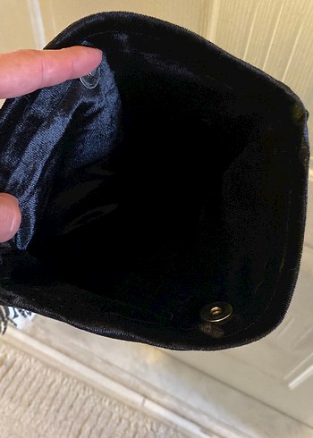 Püsküllü Siyah Süet Kadın Portföy Çanta - Görsel 4