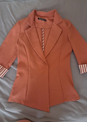 Bej Düğmeli Kadın Blazer Ceket