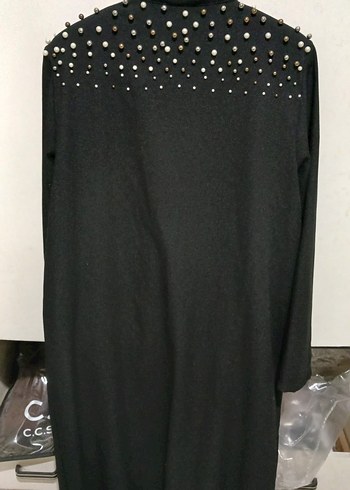 Boncuk Detaylı Siyah Uzun Kadın Kaban - Görsel 2