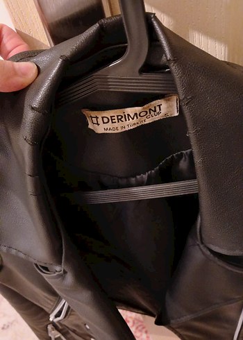 Kemerli Siyah Kısa Deri Biker Ceket - Görsel 2