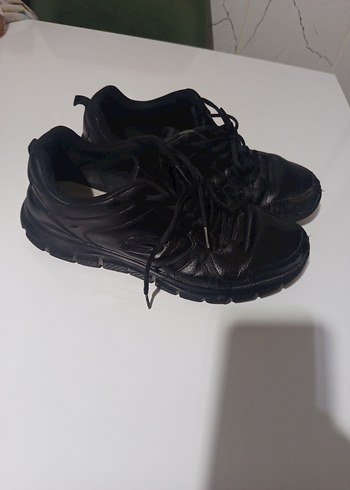 Skechers 44