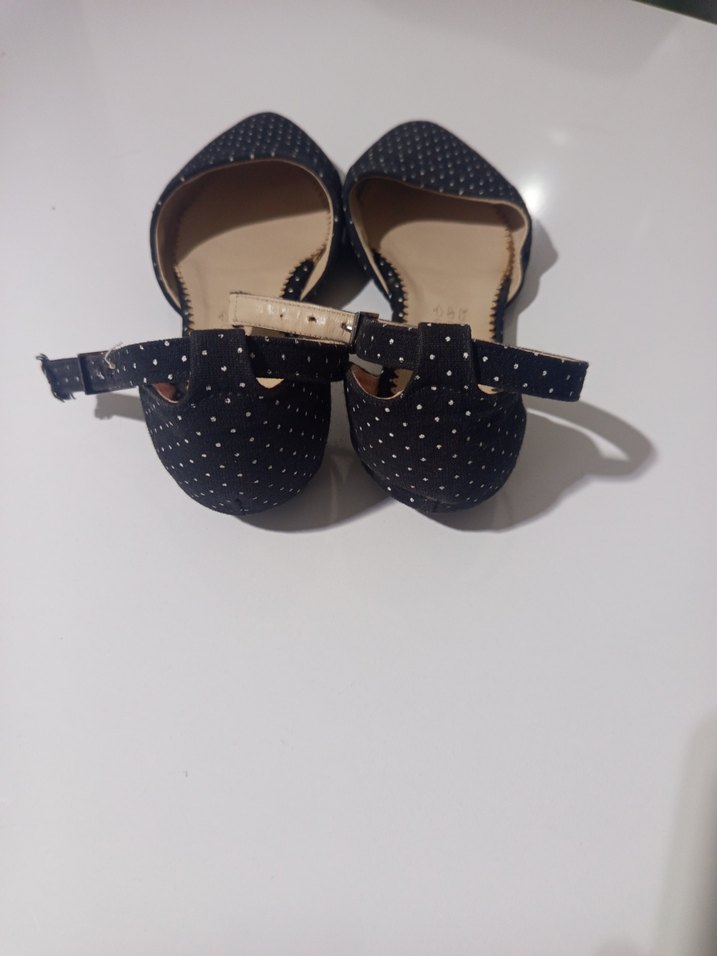 Siyah Puantiyeli Dolgu Topuklu Kadın Ayakkabı - Görsel 3