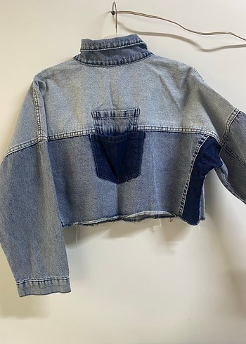 Düğmeli Mavi Mini Denim Ceket - Görsel 2