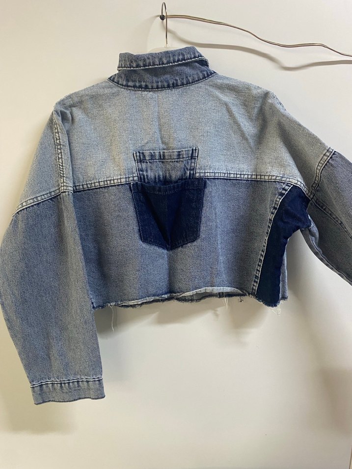 Düğmeli Mavi Mini Denim Ceket - Görsel 2