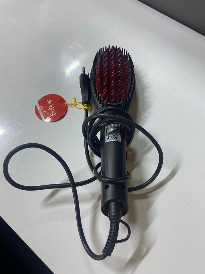 Kırmızı Renkli Elektrikli Saç Düzleştirici Fırça - Görsel 2