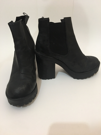H&M Siyah topuklu bot