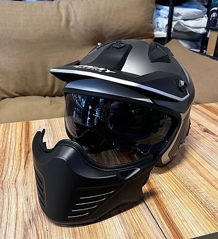 Tokyo 726 White black Motosiklet Kaskı Sıfır - Görsel 2