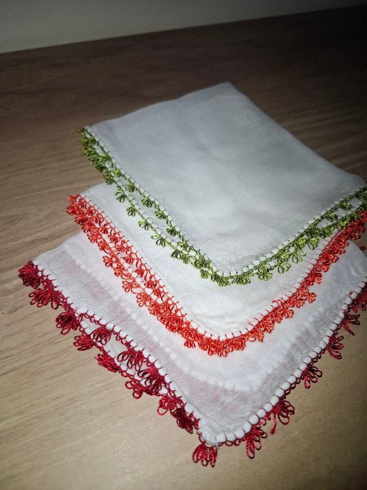 İğne oyası bebek mendili - Görsel 4