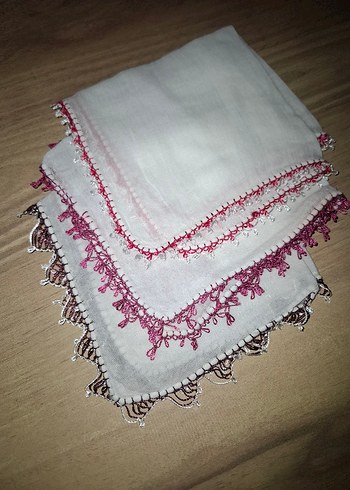 İğne oyası bebek mendili - Görsel 4