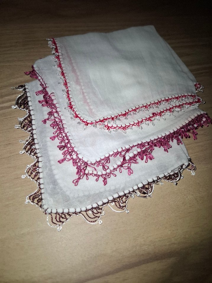 İğne oyası bebek mendili - Görsel 2