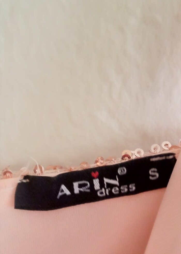 Bir kere giyildi bayan abiye - Görsel 3