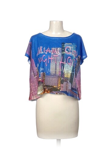 oxxo T-shirt %70 İndirimli.