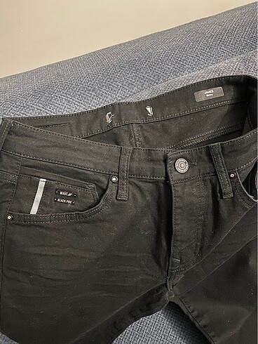 29 Beden Mavi Black pro ( james skiny )