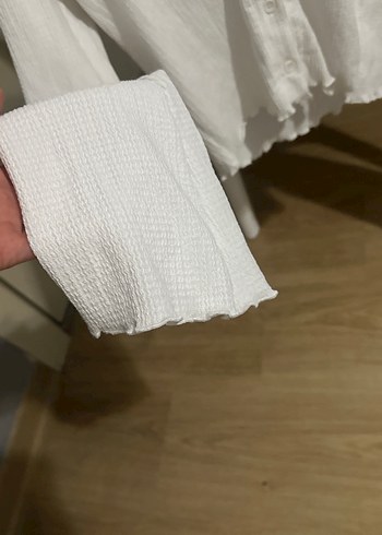 Beyaz Keten V Yakalı Salaş Kadın Gömlek - Görsel 2