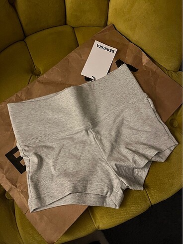 xs Beden gri Renk Bershka mini şort
