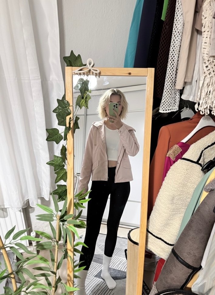 Pembe Yağmurluk - Görsel 2