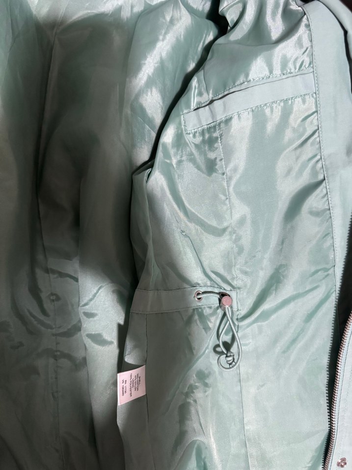 Pembe Yağmurluk - Görsel 5