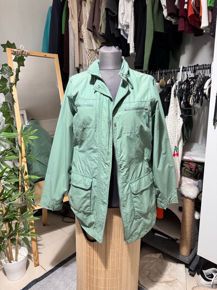 Pembe Yağmurluk - Görsel 4