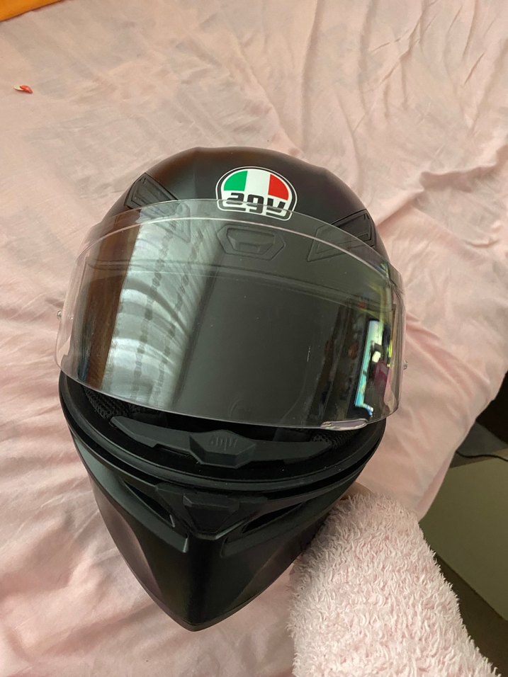 Parlak Siyah AGV Motosiklet Kaskı S BEDEN - Görsel 3