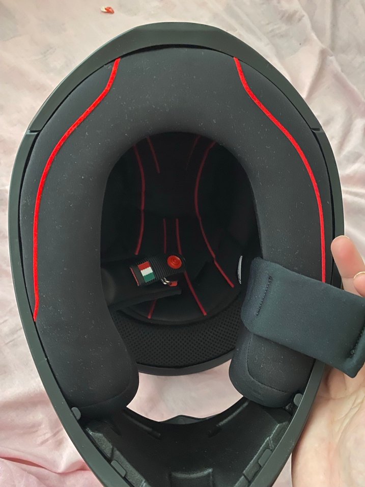 Parlak Siyah AGV Motosiklet Kaskı S BEDEN - Görsel 5