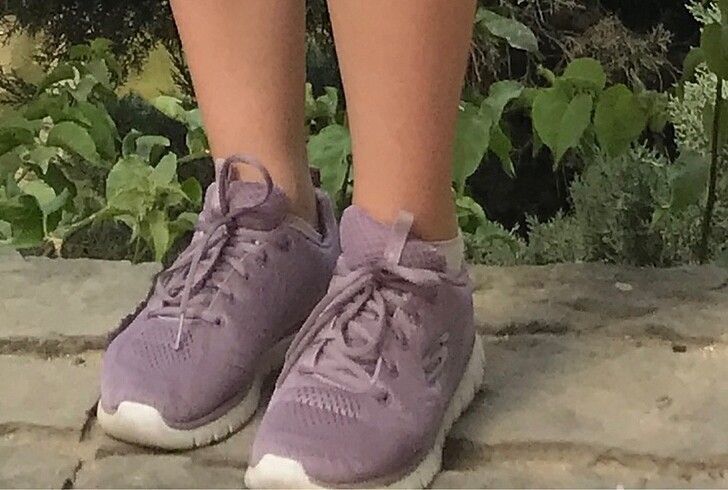 Skechers spor ayakkabı