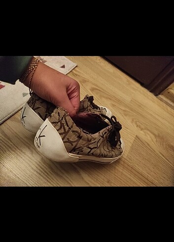 36 Beden Calvin Klein sneakers