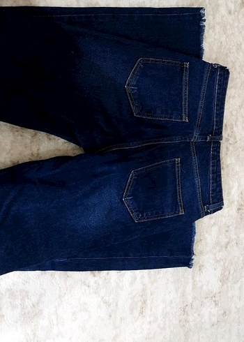 Trendyol & Milla Trendyol Yırtmaçlı Jean