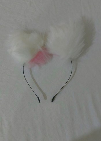 Beden Beyaz Peluş Kulaklı Kedi Tacı