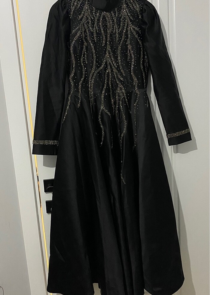 Tesettür saten elbise - Görsel 3