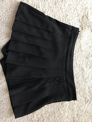 Pull and Bear Pileli Şort Etek
