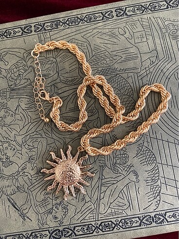 Sun Shaped Gold Kolye