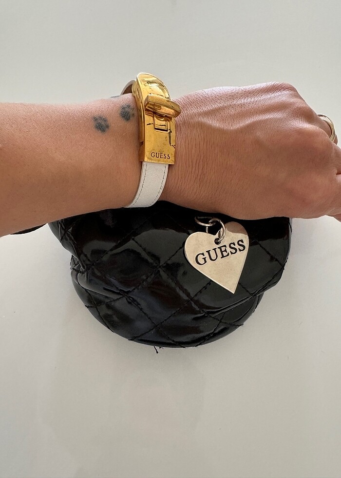 Guess orijinal Deri Bileklik - Görsel 2