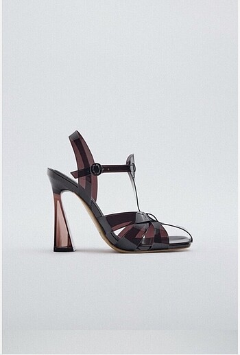 39 Beden Zara vinil bantlı sandalet