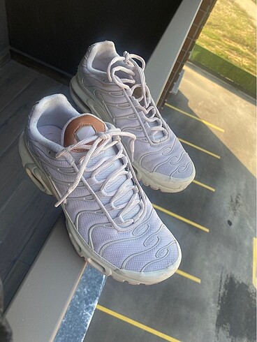 NIKE AYAKKABI