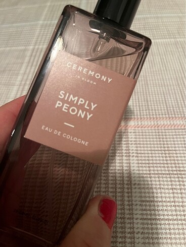  Yargıcı kolonya simply peony