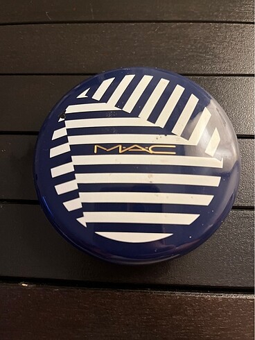 Mac bronzer powder