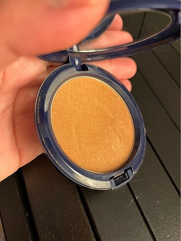  Beden Mac bronzer powder