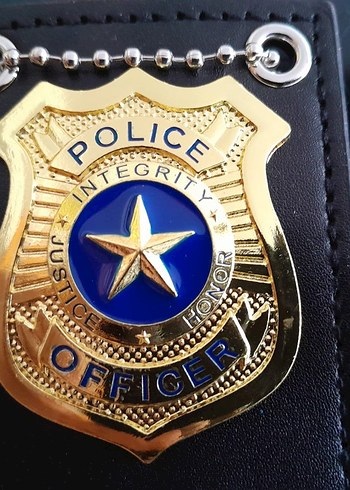 Altın Renk Parlak Polis Rozeti - Görsel 3