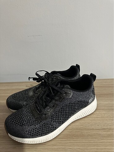 39 Beden Skechers ayakkabı