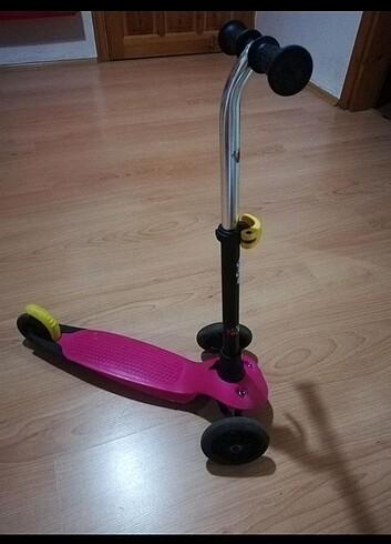Decathlon scooter 