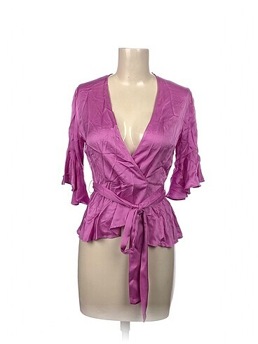 Zara Bluz %70 İndirimli.