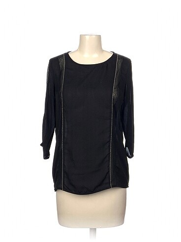 Twist Bluz %70 İndirimli.