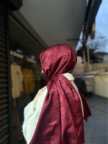 Gucci şal